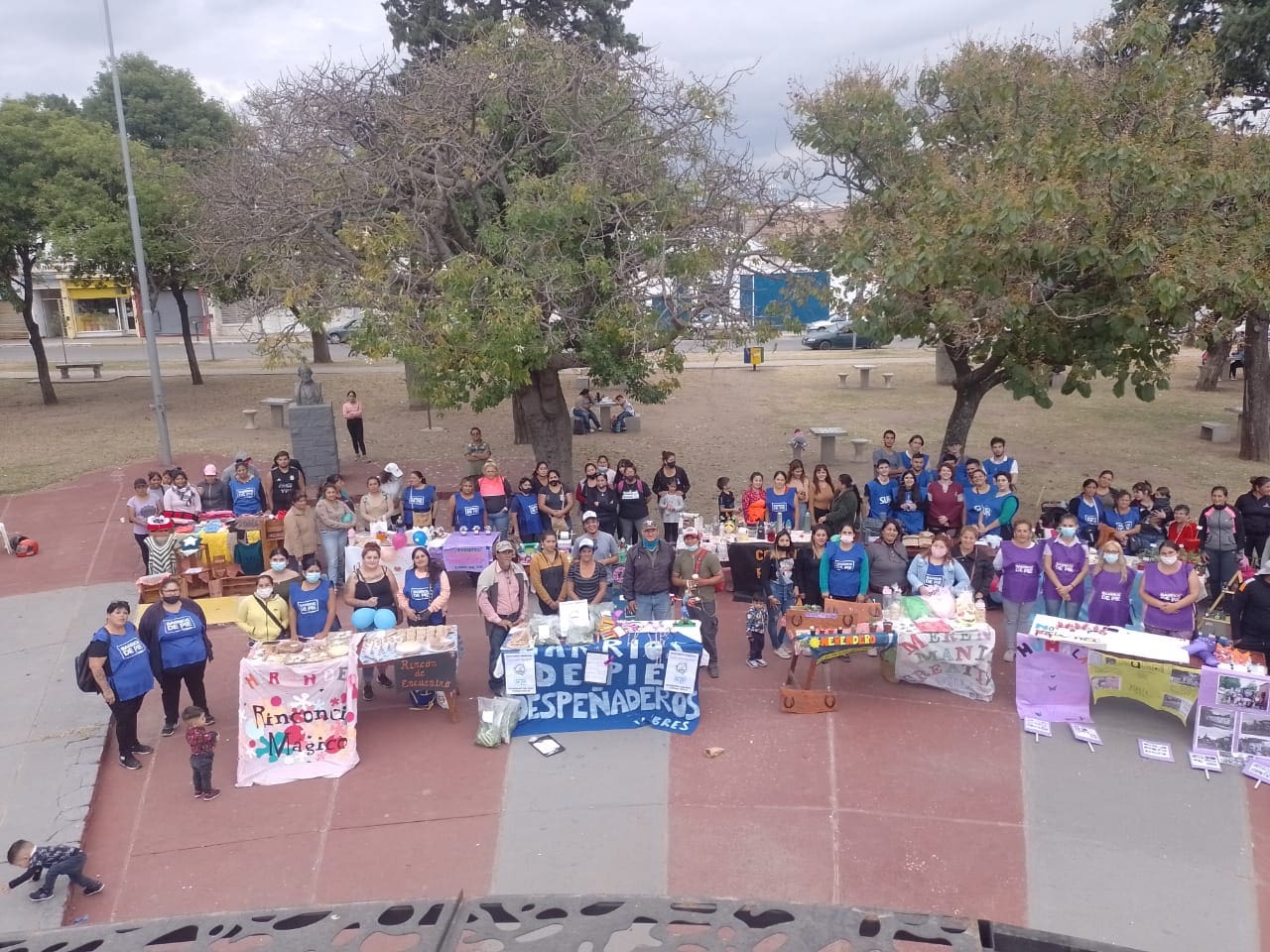 Unas 200 Personas Participaron De La Feria De Barrios De Pie Libres Del Sur