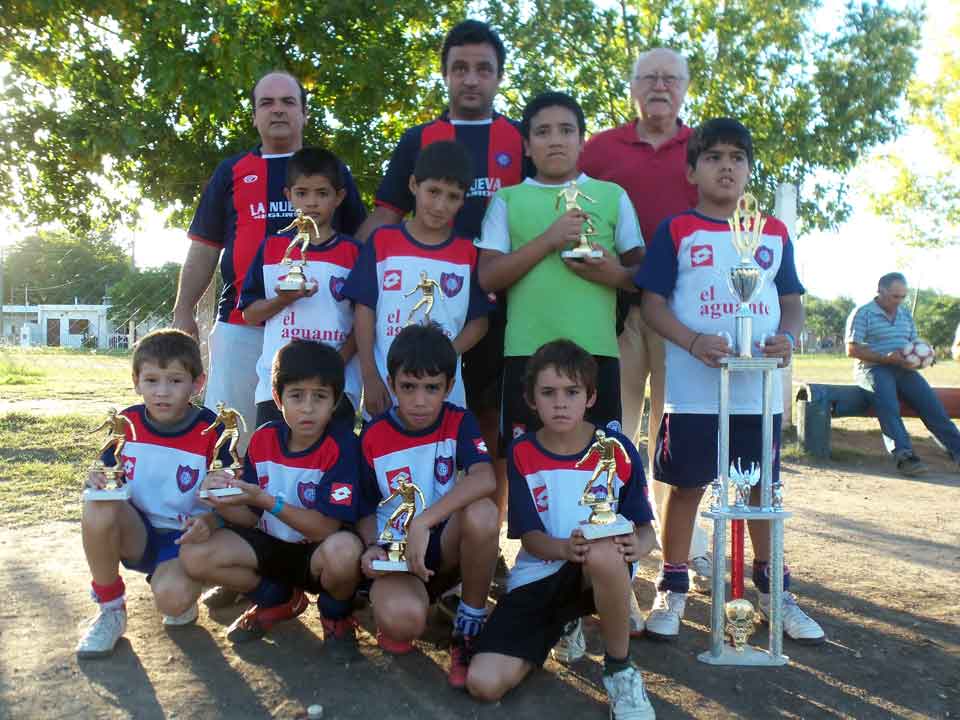 San Lorenzo, categoría 2003, campeón Zona Plata (foto: Maximiliano Molina)