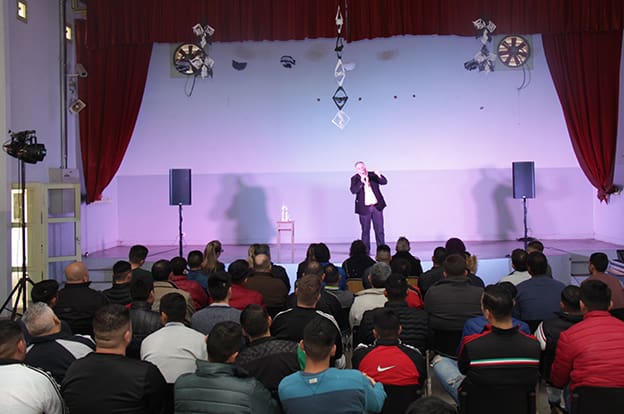 festival pensar con humor bower 2 - Diario Resumen de la región